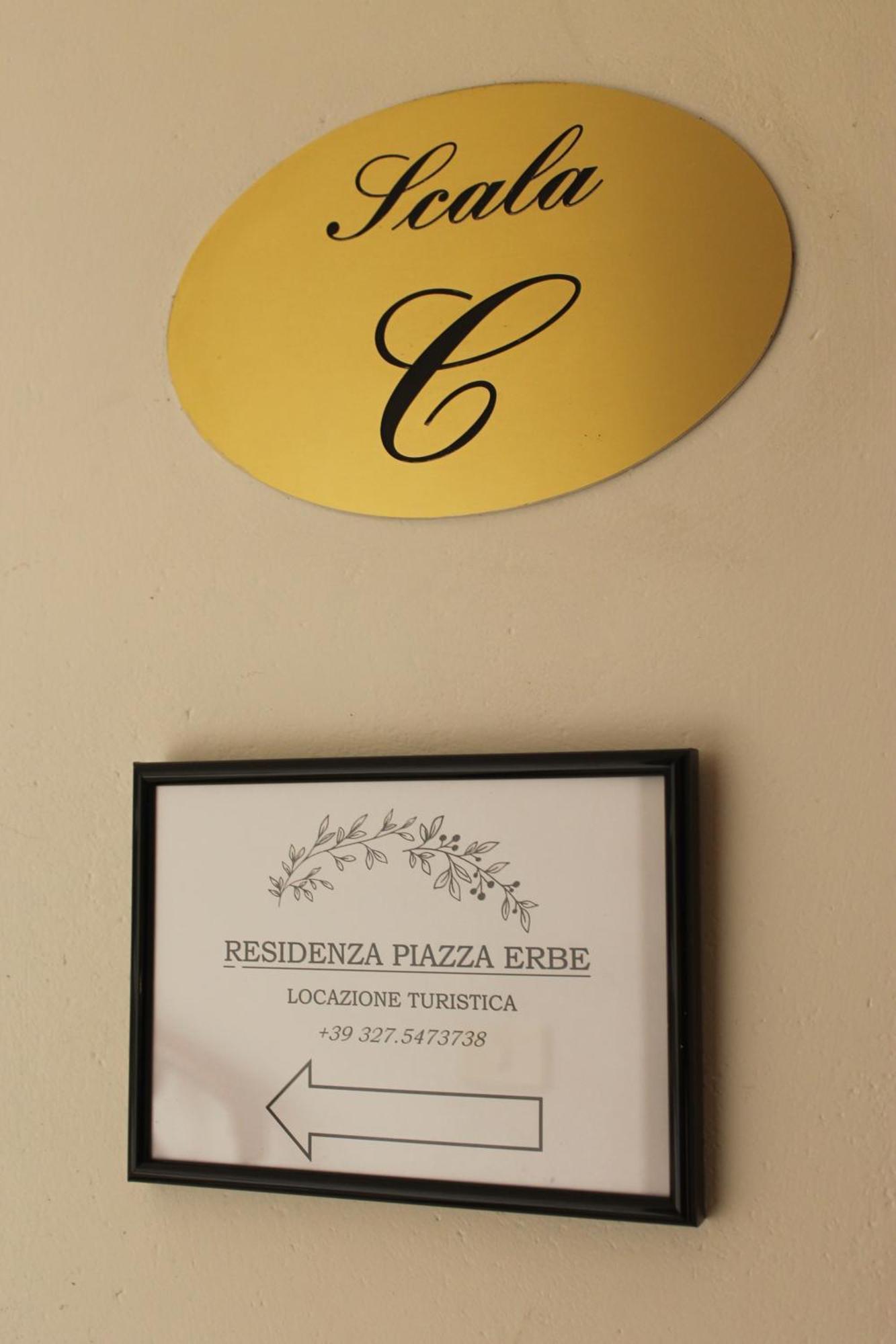 Residenza Piazza Erbe Apartment Verona Bagian luar foto